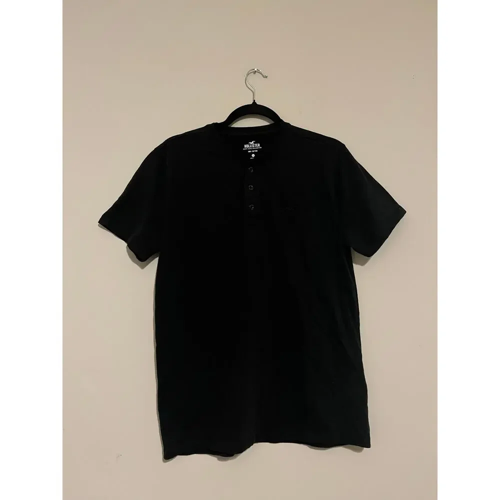 Bundle of 3 Short Sleeve Tees Henley Black Red Size M